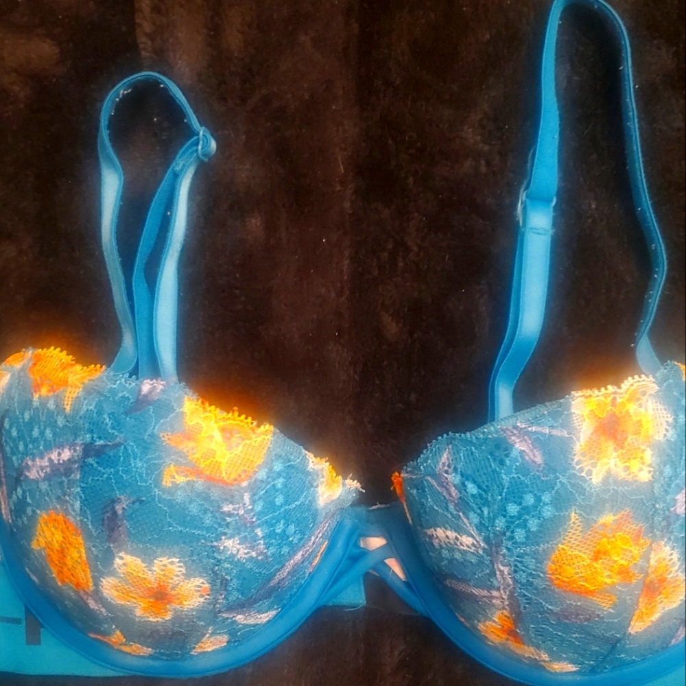 VS PINK bra